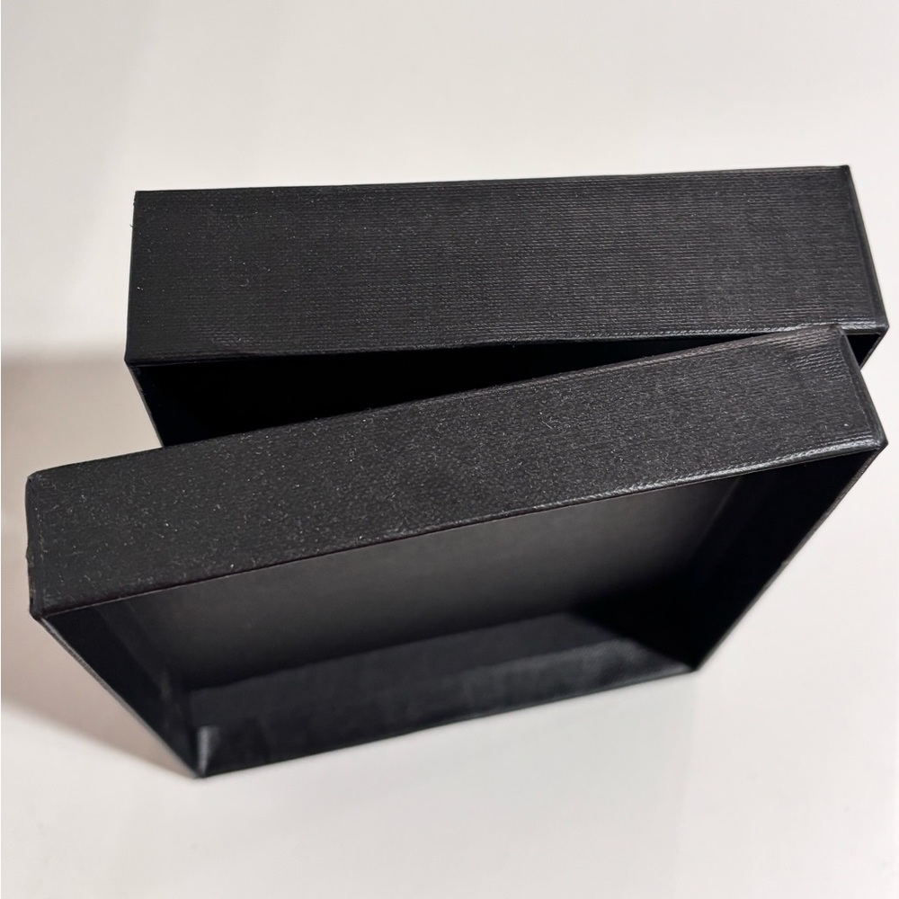 YSL Small Box - Authentic - Picture 3 of 6